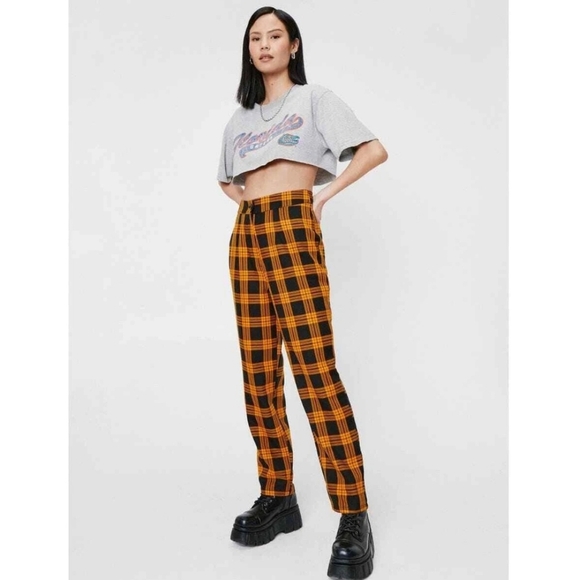 Neaitiful Nasty Gal High Waisted Check Print Tapered Pants Size 4  Zip / Button - Picture 1 of 8
